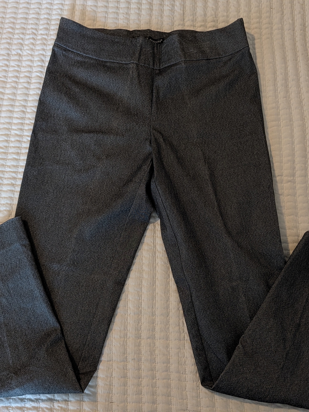 Women’s Straight Leg Pants in Charcoal Gray